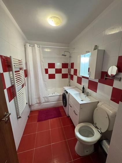 Apartament cu 3 camere în Sud