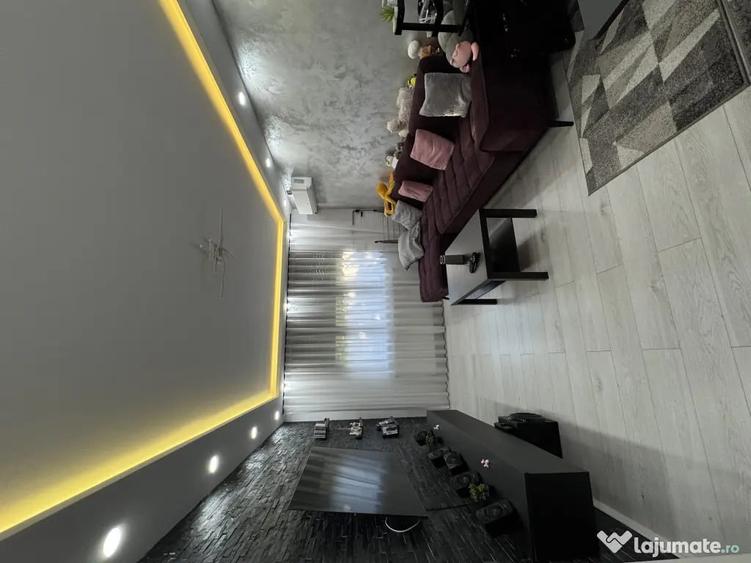 Apartament cu 2 camere semidecomandat în 1 Mai