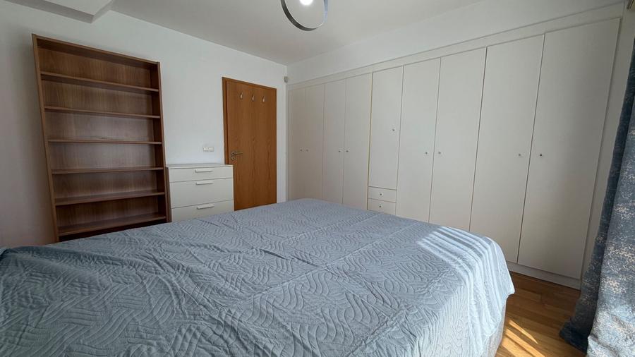 Apartament cu 3 camere, mobilat în Sisești