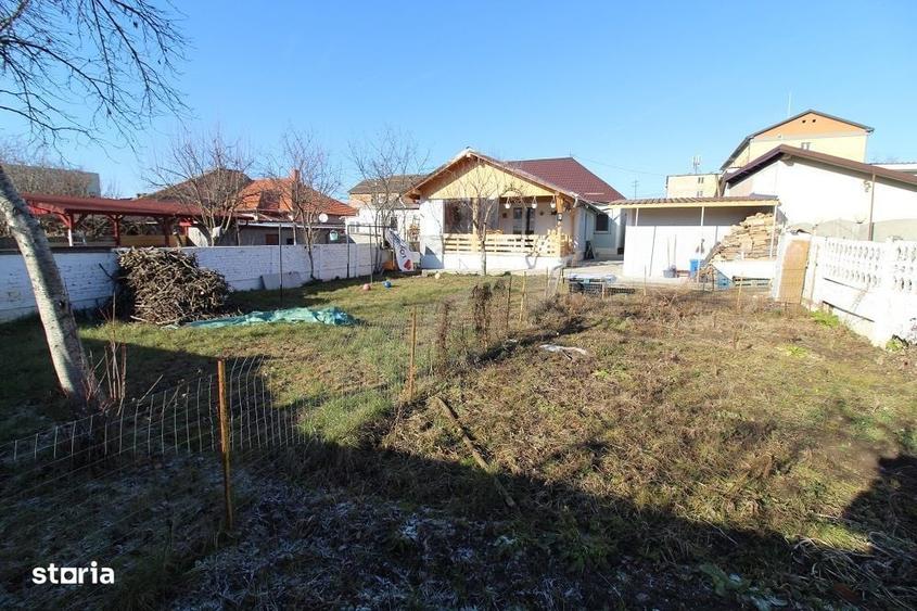 Casă cu 4 camere în Hunedoara