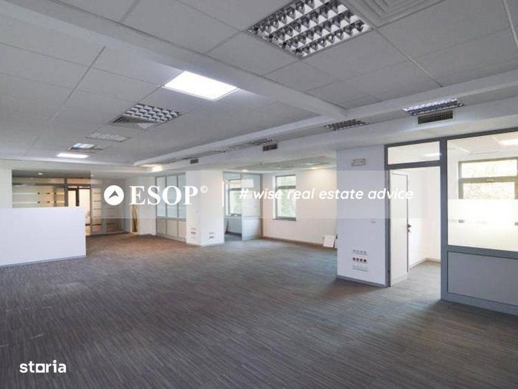 Spațiu comercial, de 300 mp, în Romană