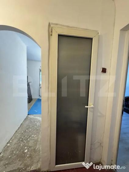 Garsonieră decomandată în Brazda lui Novac