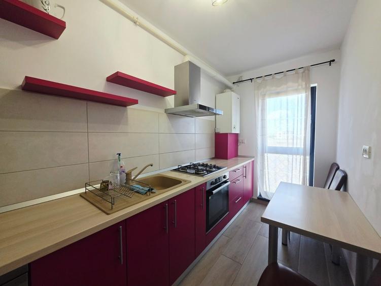 Apartament cu 2 camere decomandat, mobilat în Cristian