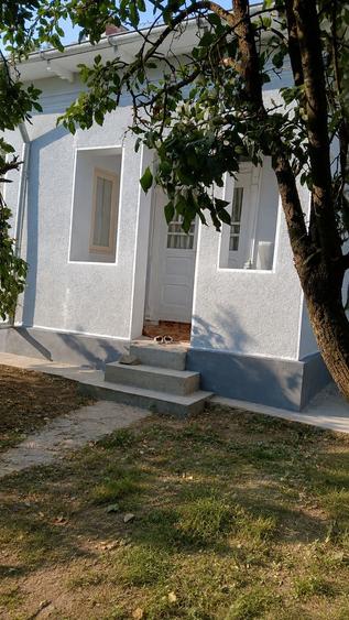 Casă cu 3 camere în Exterior Vest