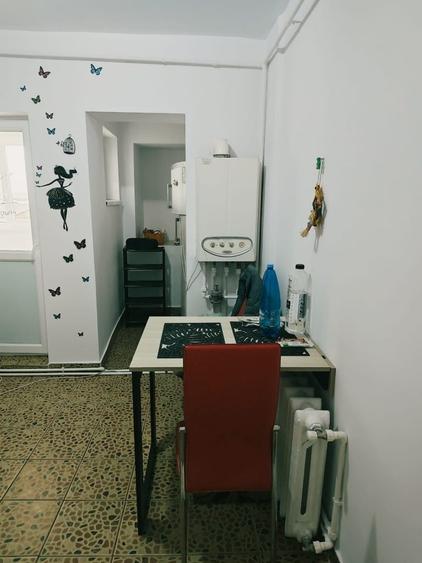 Garsonieră decomandată în Energiei