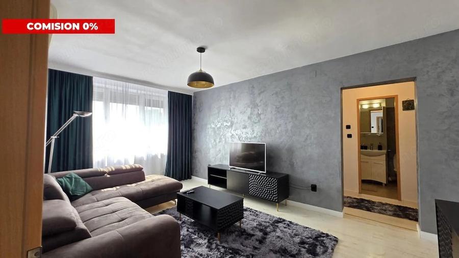 Apartament cu 3 camere semidecomandat în Circumvalațiunii