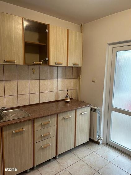Apartament cu 2 camere semidecomandat în Inel II