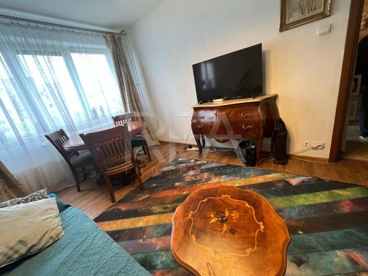 Apartament cu 2 camere semidecomandat, mobilat în Drumul Taberei