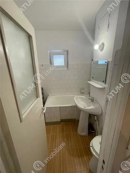 Apartament 4 camere decomandate balcon in zona Mihai Viteazu Sibiu - 3