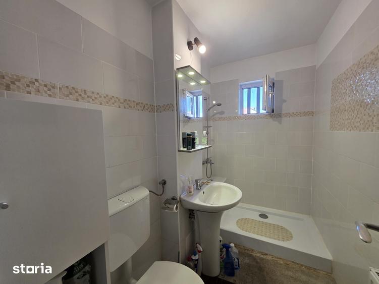 Apartament cu 2 camere decomandat în Mărăști