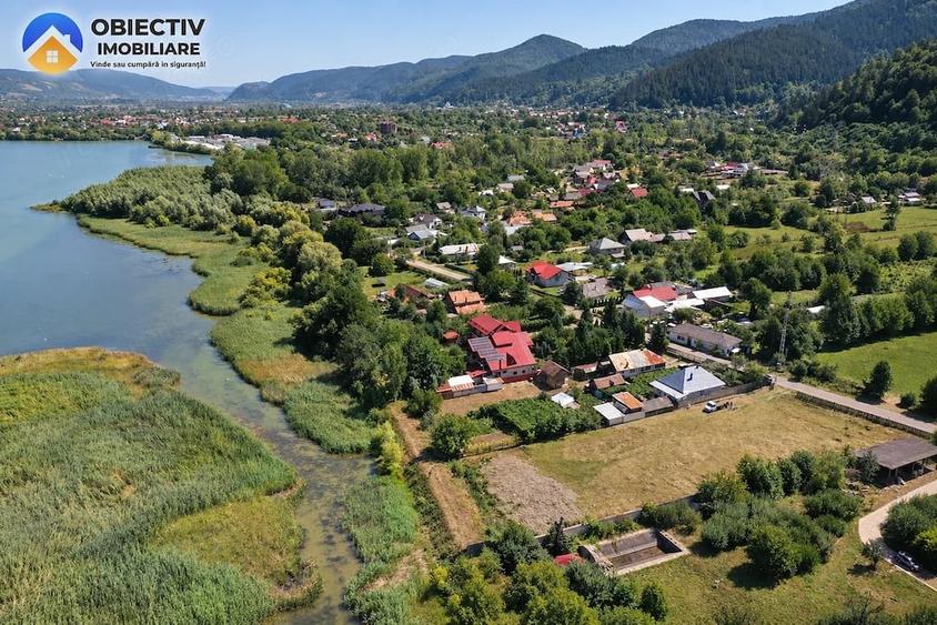 Teren intravilan langa lac , Pangarati, Neamt - 9