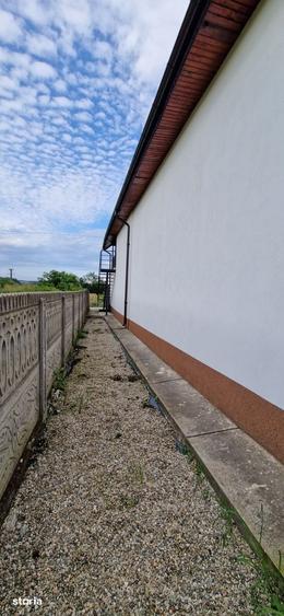 Casă cu 6 camere cu Teren 2601 Mp în Central