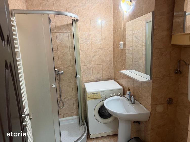 Garsonieră în Micro 14