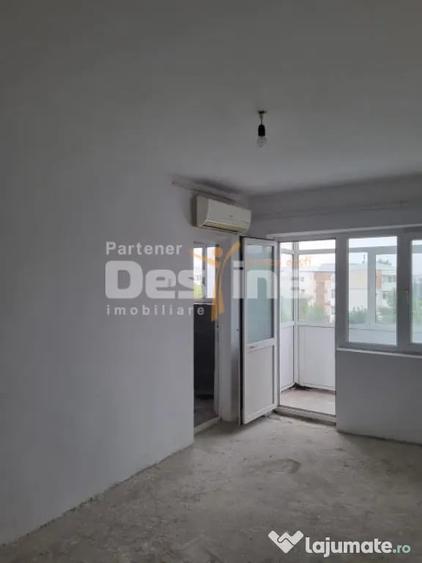 Apartament cu 3 camere decomandat în Orizont