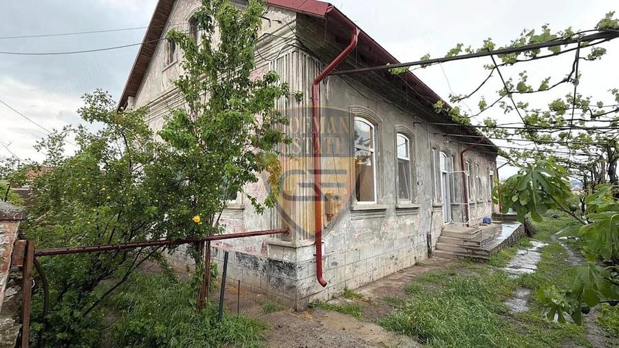 Casă cu 4 camere cu Teren 1025 Mp în Lumina