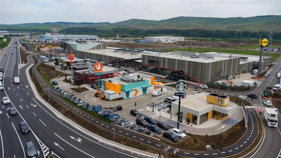 Spațiu industrial, de 2,600 mp, în Luna de Sus