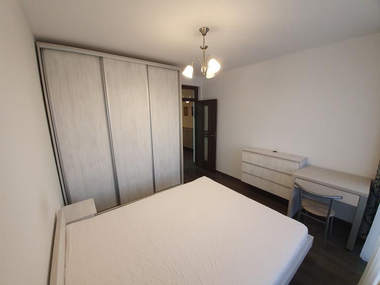 Apartament cu 2 camere decomandat în Borhanci