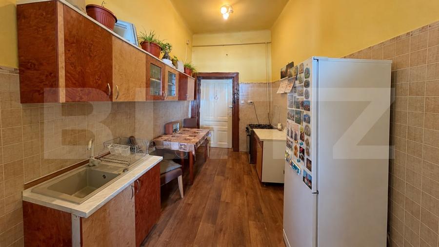 Apartament cu 2 camere semidecomandat, mobilat în Ultracentral