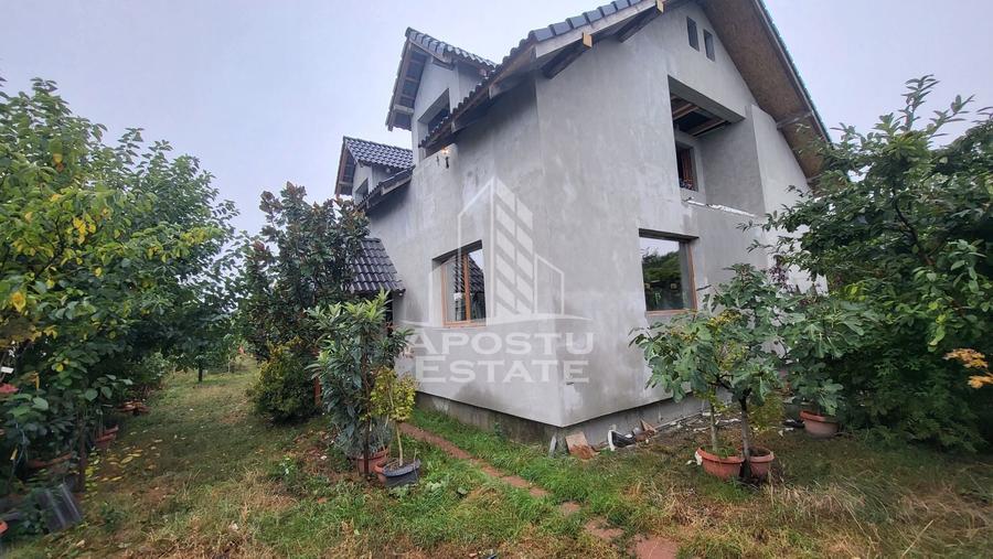 Casă individuală cu 5 camere cu Canalizare în Giarmata-Vii
