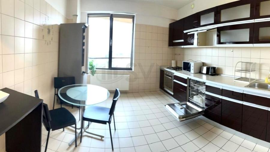 Apartament cu 4 camere decomandat, mobilat în Floreasca