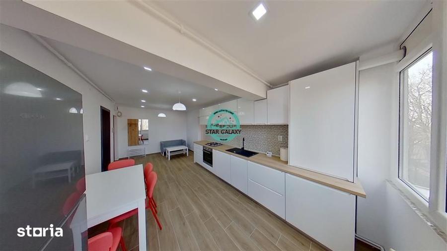 Apartament cu 3 camere decomandat în Cornișa