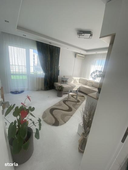 Apartament cu 3 camere decomandat în Bucium