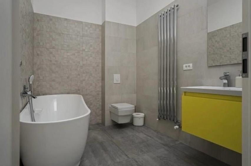 Casă cu 5 camere cu Teren 350 Mp în Pipera