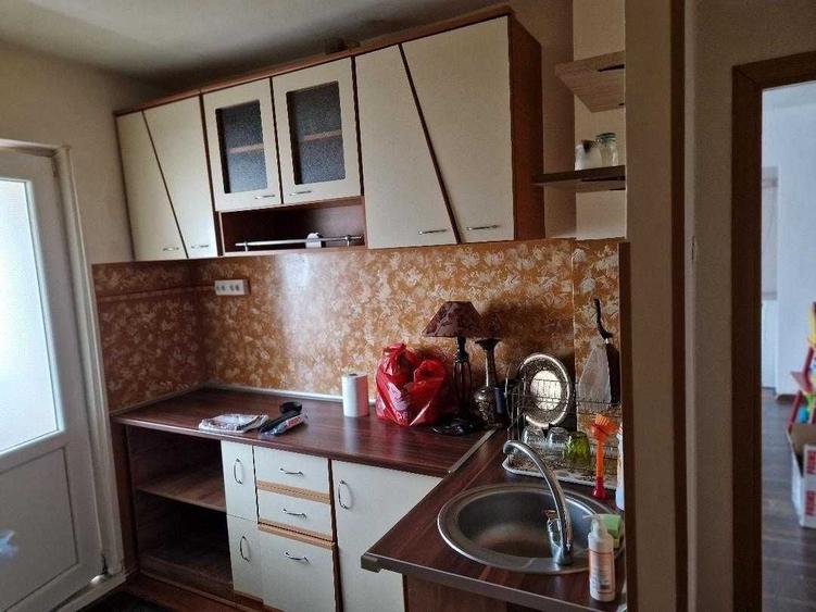 Apartament cu 2 camere decomandat în Exterior Vest