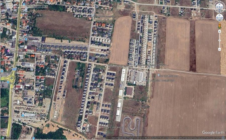 Teren intravilan de 17890 mp, în Tunari