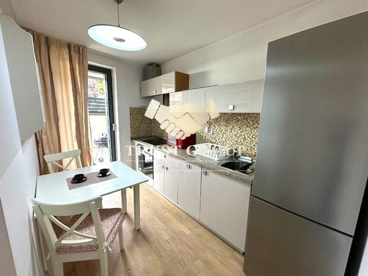 Apartament cu 3 camere decomandat în Floreasca