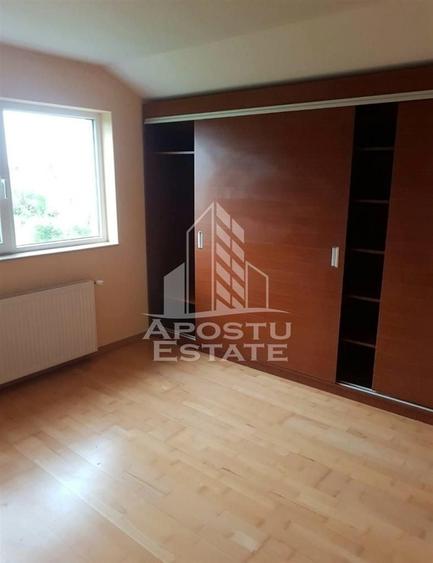 Casă individuală cu 4 camere cu Canalizare în Moșnița Nouă