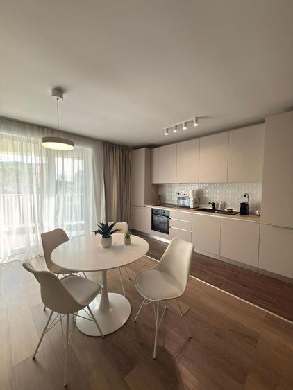 Apartament cu 2 camere decomandat în Circumvalațiunii