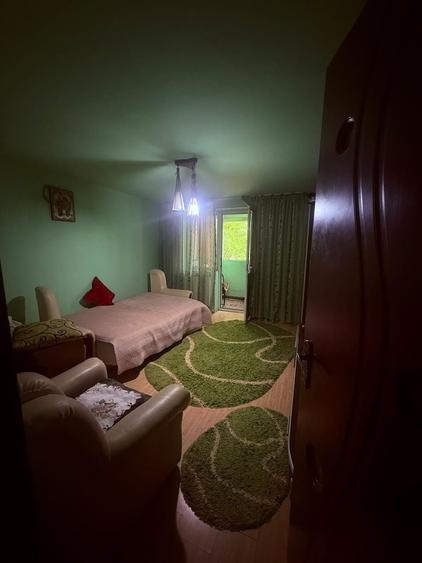 Apartament cu 2 camere decomandat în Exterior Vest