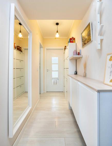 Apartament cu 2 camere semidecomandat în Barbu Văcărescu