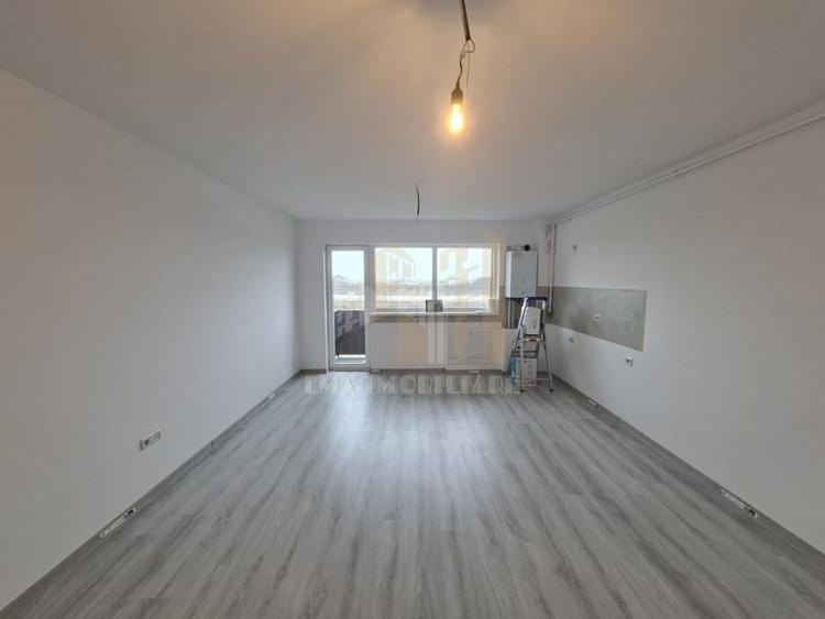 Apartament cu 2 camere semidecomandat în Sânpetru