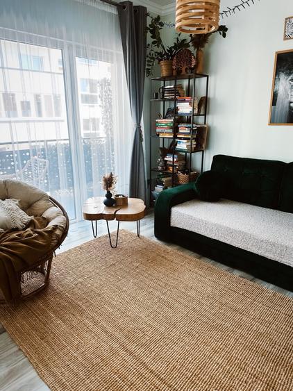 Apartament cu 3 camere decomandat, mobilat în Florești
