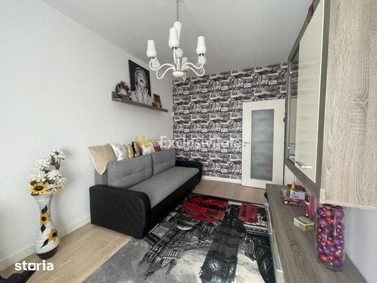 Casă cu 8 camere cu Teren 1042 Mp în Cornu