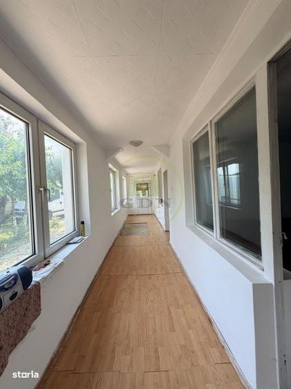 Casă cu 3 camere în Rotbav