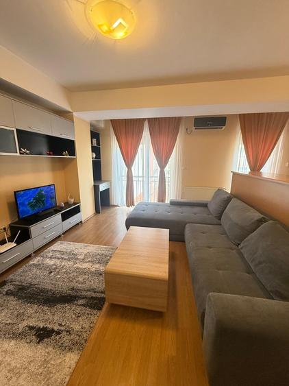 Apartament cu 3 camere în Girocului