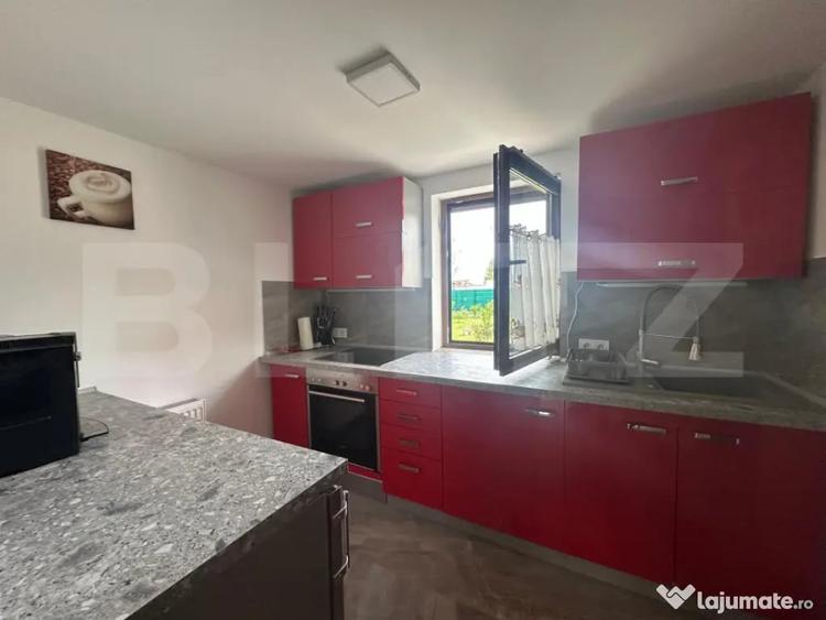 Casă cu 7 camere cu Teren 420 Mp în Central
