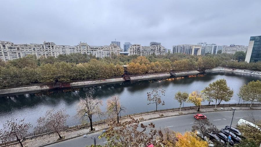 Apartament cu 2 camere decomandat, mobilat în Centrul Civic