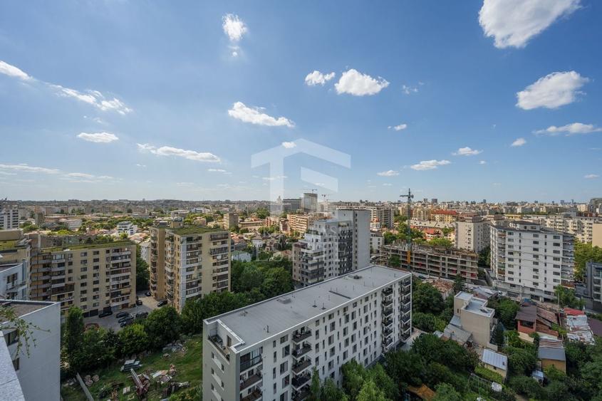 Penthouse cu 5 camere decomandat, mobilat în Mihai Bravu
