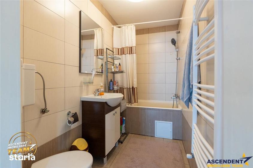 Casă cu 4 camere cu Teren 1514 Mp în Simeria