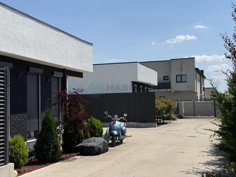 Casă individuală cu 3 camere cu Teren 300 Mp în Tunari