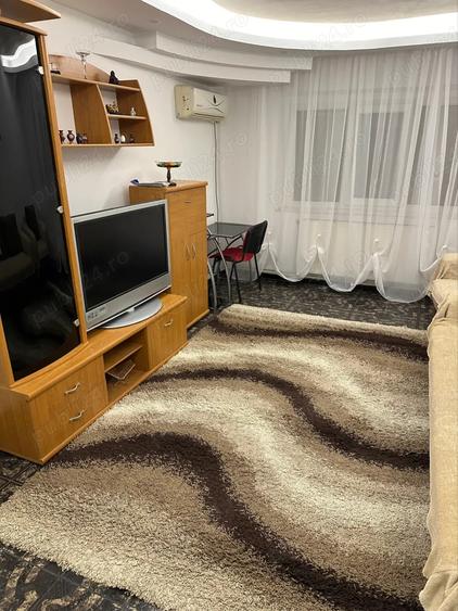 Apartament cu 2 camere decomandat în Școlilor