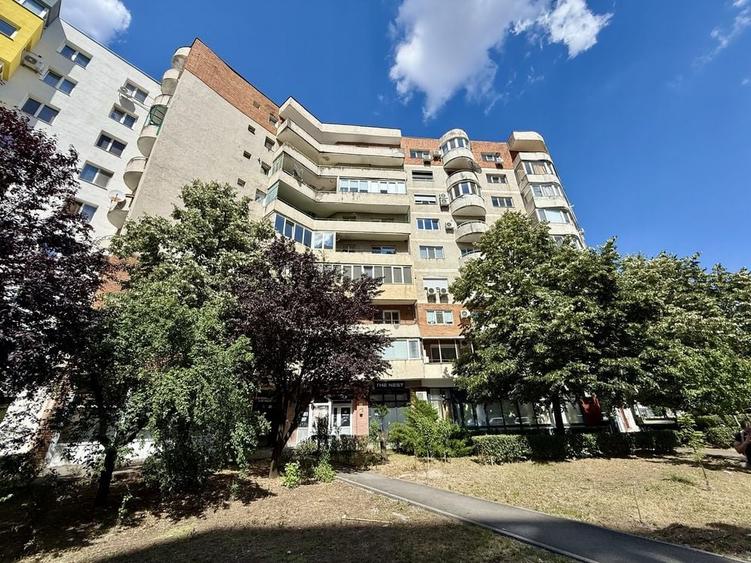 Garsonieră decomandată în Soarelui