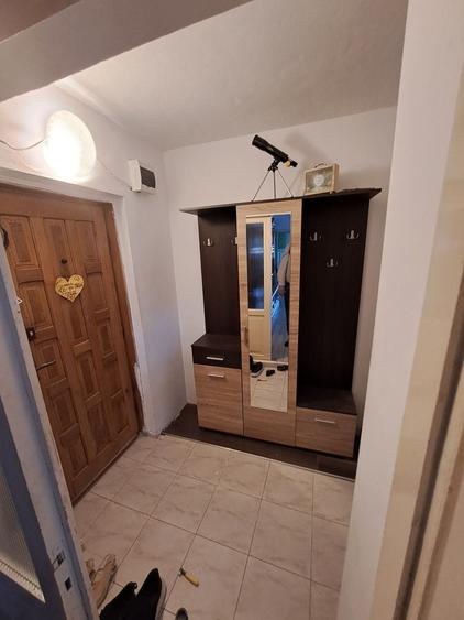 Apartament cu 2 camere semidecomandat în Exterior Vest