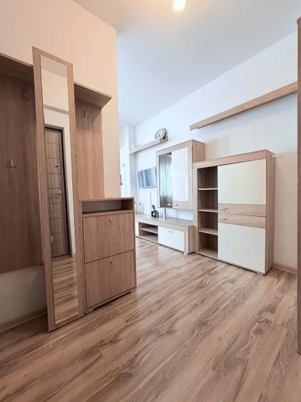 Garsonieră decomandată, mobilată în Colentina