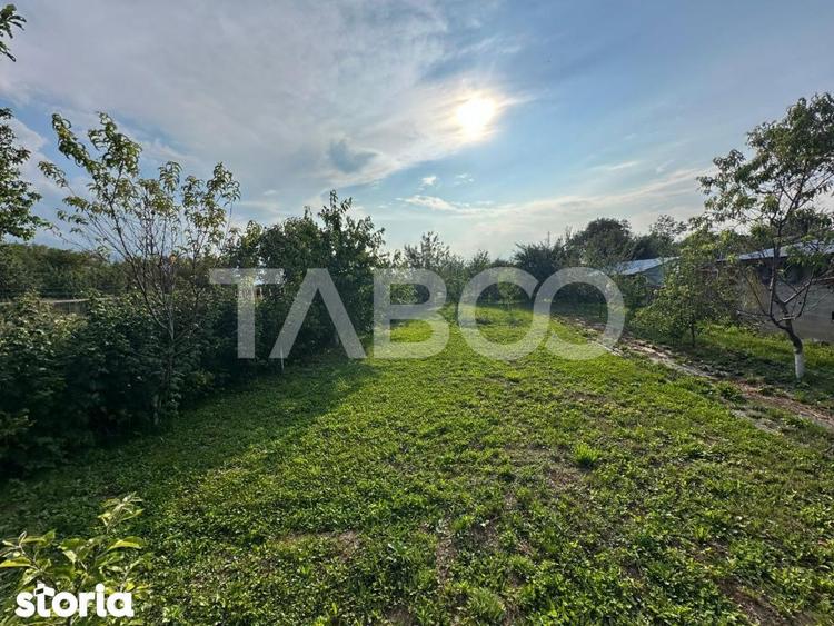 Casă cu 3 camere cu Teren 300 Mp în Hârseni