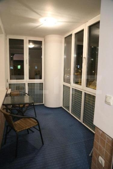 Apartament cu 7 camere decomandat, mobilat în Centrul Civic